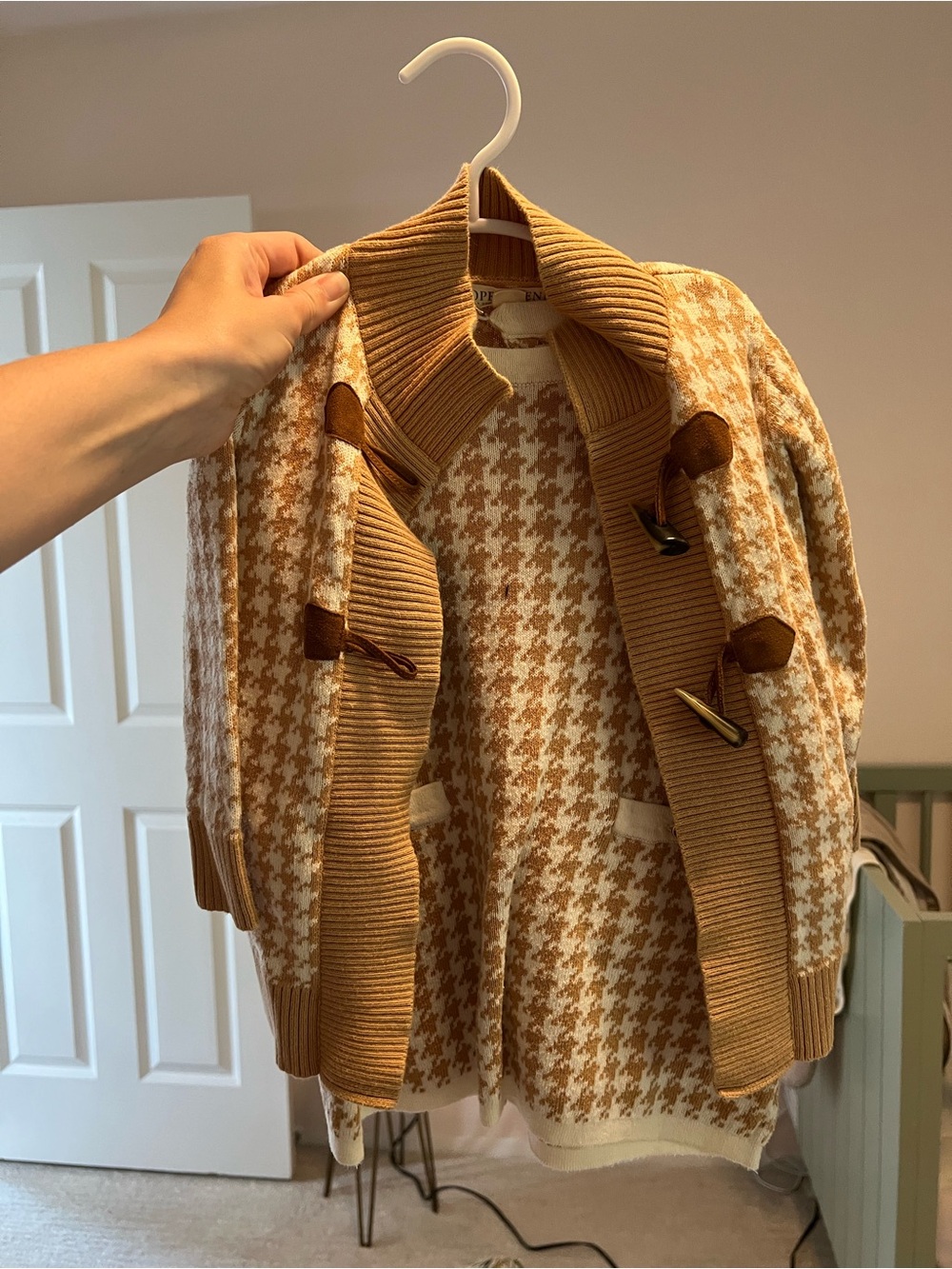 Toddler Hope & Henry houndstooth dress and sweater